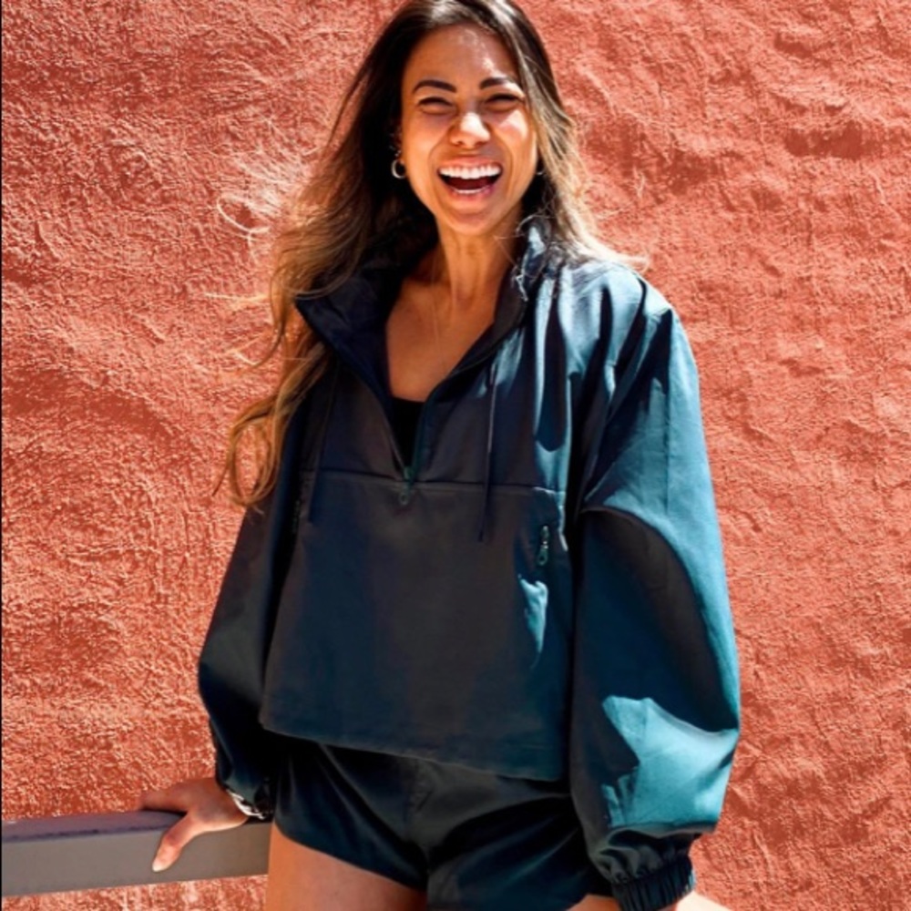 Girlfriend hummingbird half zip windbreaker